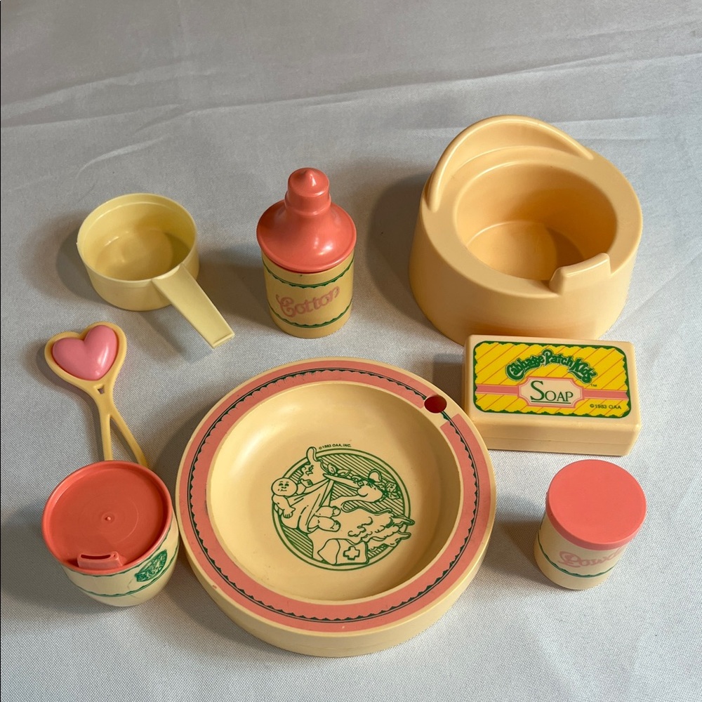 Vintage Cabbage Patch Kids 1983 Playset with Pink and Cream Accessories